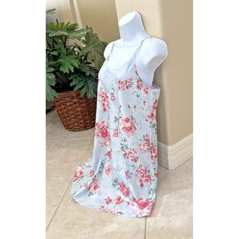 FLORA nikrooz slip